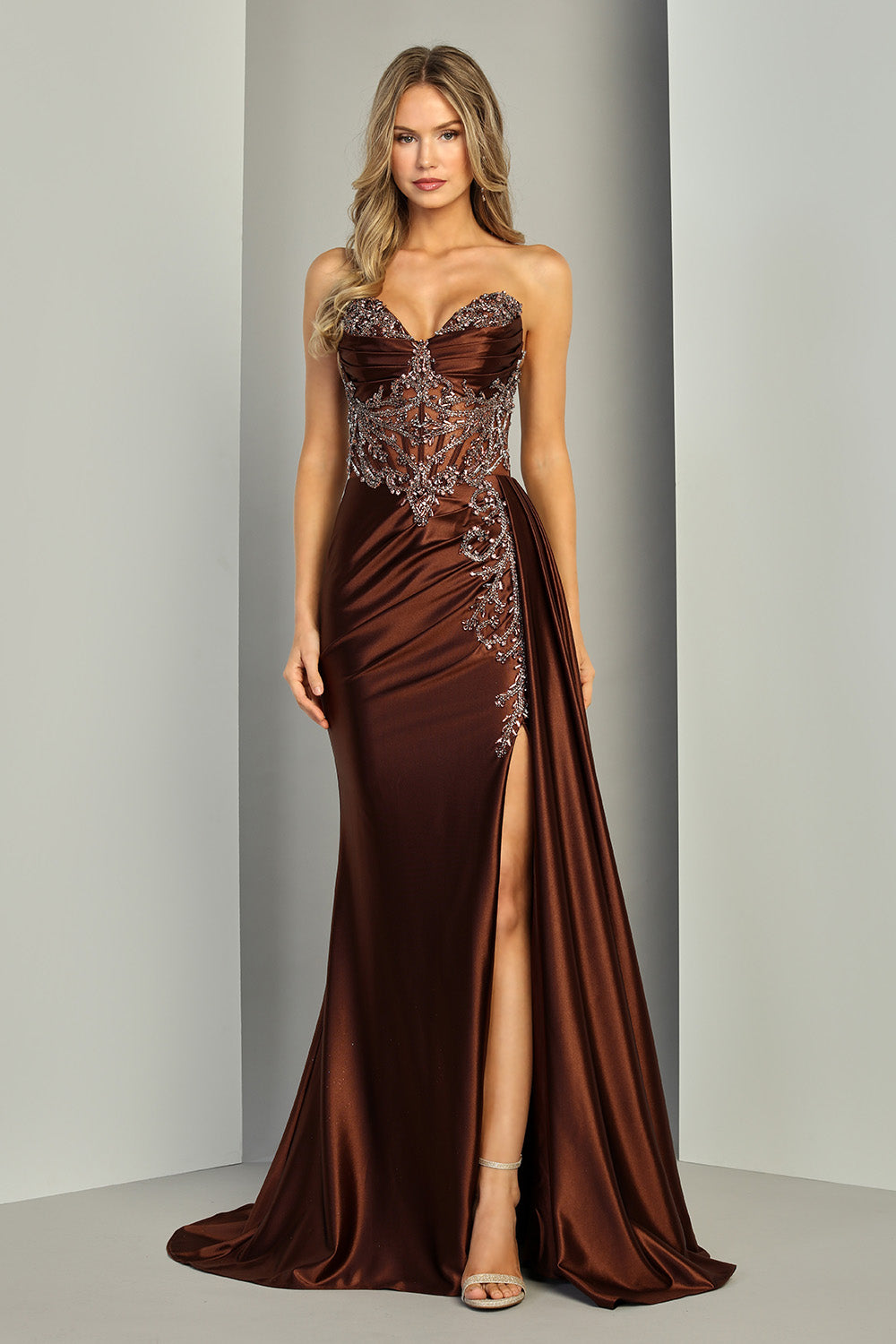 Vestido de Fiesta Satinado con Abertura - Adora 3373