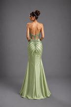Elegante Vestido de Satén con Corsé Ilusión y Flores - Dancing Queen (4614)