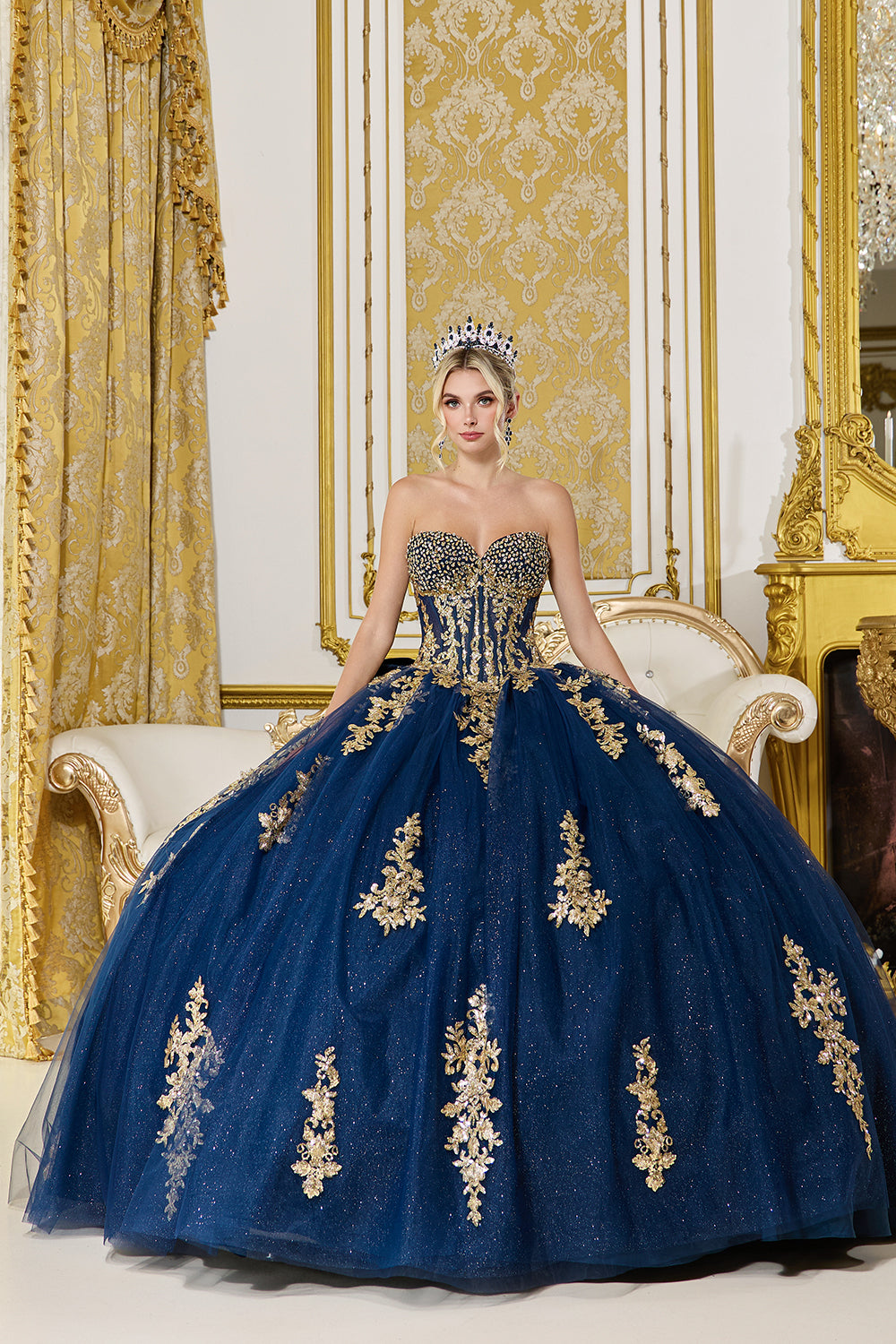 Vestido de Quinceañera con Corsé de Pedrería y Bordado Metálico - Dancing Queen (5085)