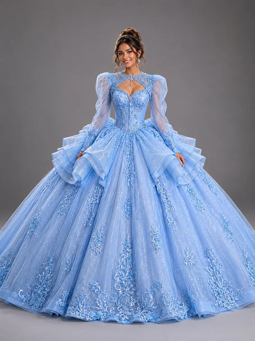 Vestido de XV años azul cielo con encaje y mangas voluminosas, ideal para fiestas especiales y bodas