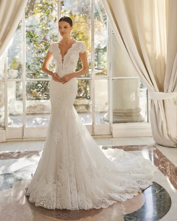Elegant Wedding Dress Aire Barcelona - Aldo