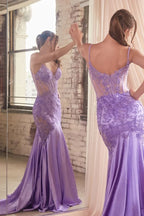 Vestido de fiesta morado con encaje y espalda descubierta, ideal para XV años o bodas