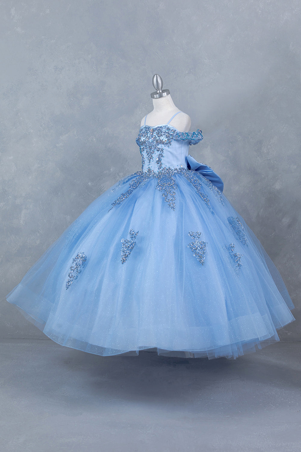 Vestido de Niña para Presentación con Pedrería - Cinderella Couture 8190