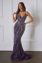 Vestido de Gala Ajustado con Pedrería y Cuello Gargantilla - Ladivine CD719