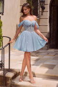 Vestido Corto Damas de XV con Hombros Descubiertos y Brillo - Ladivine CJ420