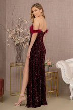 Vestido de Gala Mermaid en Terciopelo con Lentejuelas y Plumas - Modelo GL3163