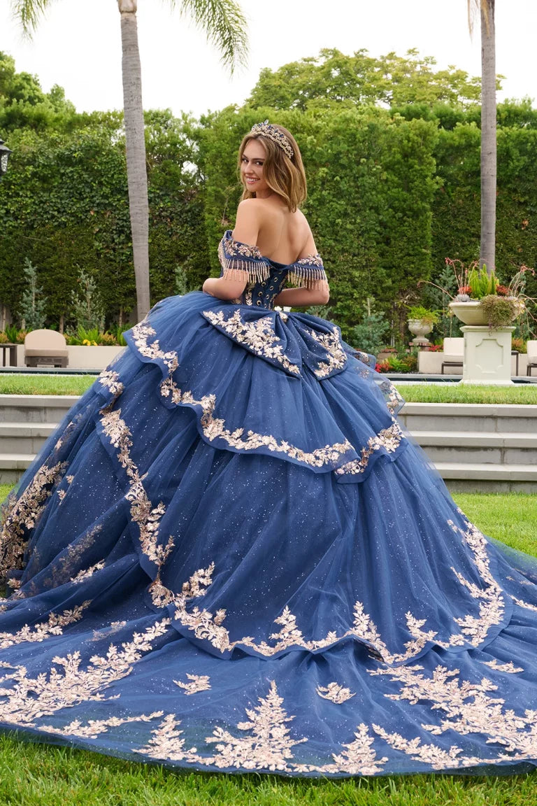 Vestido de Quinceañera con Corsé, Bordados y Cauda - GLS by Elizabeth K GL3857