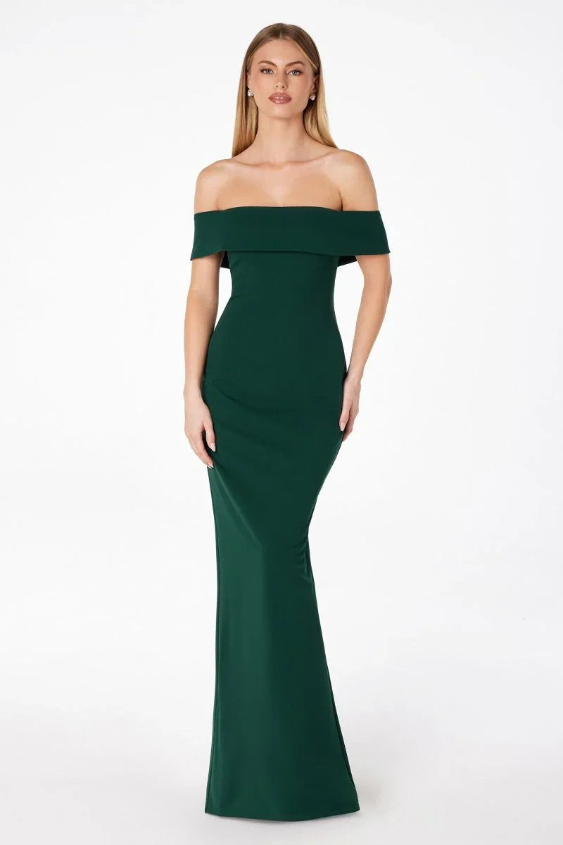 Vestido largo verde esmeralda, hombros descubiertos, corte sirena, elegante para fiesta.