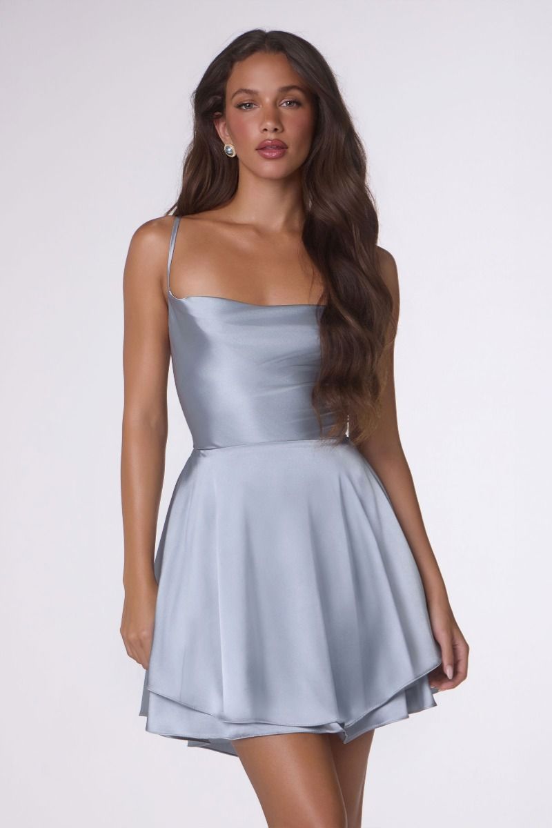 Vestido Elegante Corto En Satinado - Amoris T616