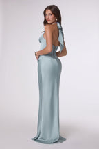 Vestido de Gala Satín con Drapeado y Cuello Halter - Amoris T743