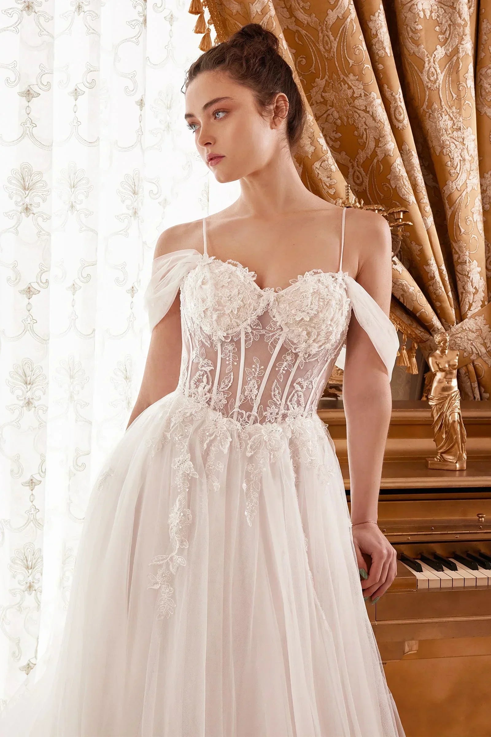 layered wedding dress A-Line Tulle line layered skirt by Shop Women's Gothic Vintage Faviana Dress 11263 Size:EU 42 / US 10